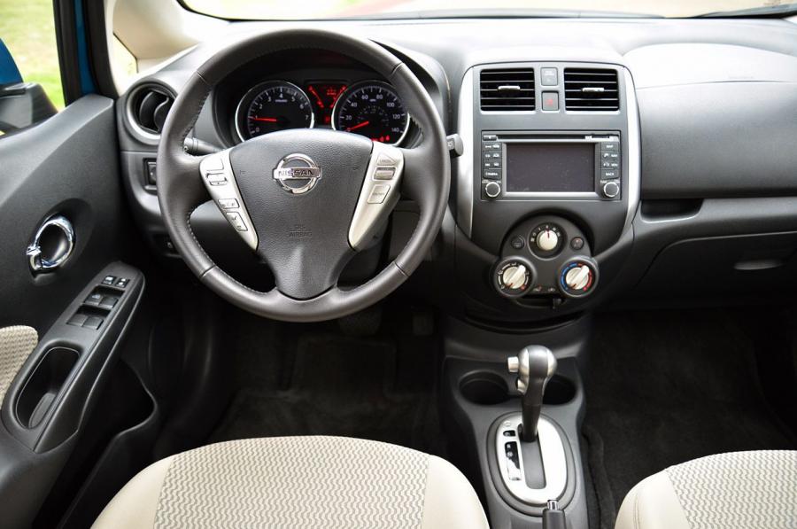  Nissan Versa Note 2014 года  (фото 29 из 137)